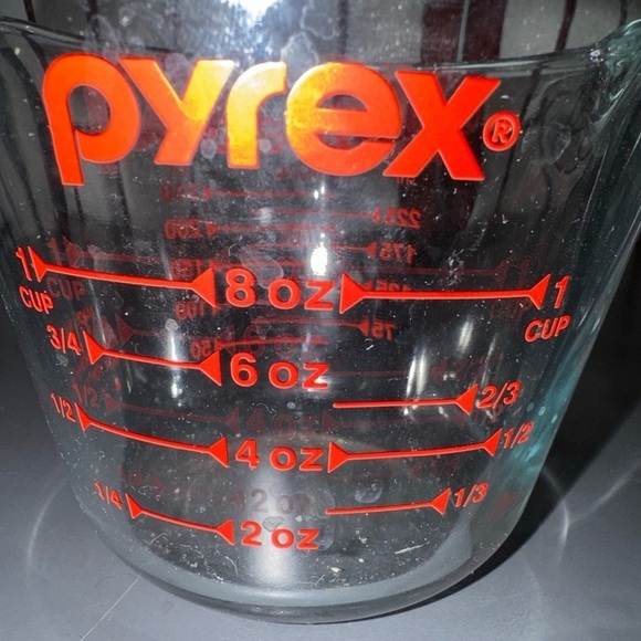 Pyrex 1 Cup Glass Measuring Cup Red Lettering Open Handle - Picture 10 of 11